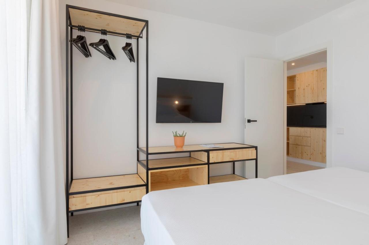 Hotel HM Ayron Park Playa de Palma  Exterior foto A room at the hotel